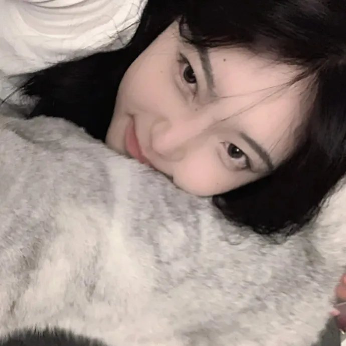 水中的女人